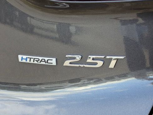 Used 2023 Hyundai Santa Fe Calligraphy image 10