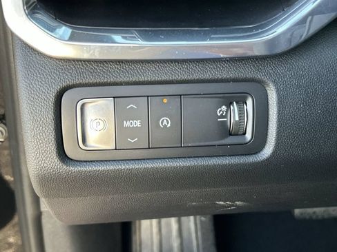 New 2026 GMC Acadia Elevation FWD image 18
