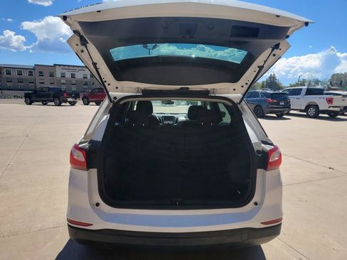 Used 2020 Chevrolet Equinox LS FWD image 20