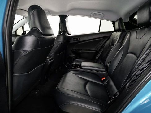 Used 2018 Toyota Prius Prime Premium image 21