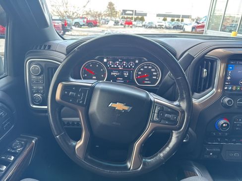 Used 2022 Chevrolet Silverado 3500 High Country image 20