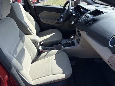 Certified 2019 Ford Fiesta SE image 21