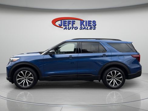 Used 2020 Ford Explorer ST w/ Premium Technology Package image 4