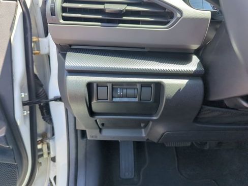 Used 2025 Subaru Crosstrek 2.5i Limited AWD/4WD image 19
