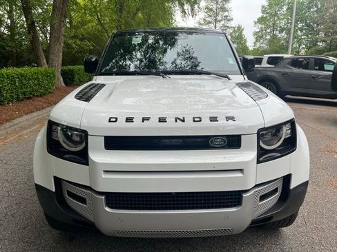 Certified 2023 Land Rover Defender 90 S AWD/4WD image 3