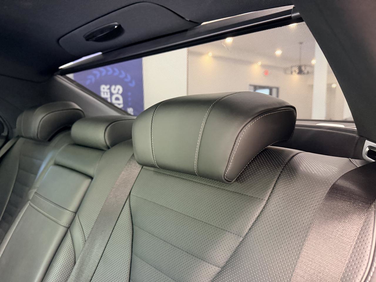 Used 2015 Mercedes-Benz S 550 Sedan image 26