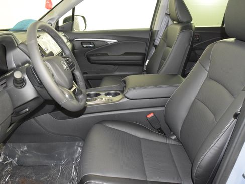 New 2026 Honda Ridgeline RTL image 13