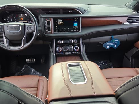 Certified 2023 GMC Yukon Denali Ultimate AWD/4WD image 12