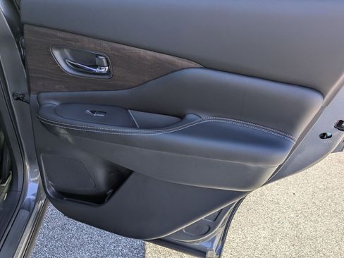 Certified 2024 Nissan Murano Platinum w/ Cargo Package image 32