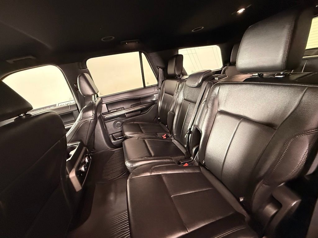 Used 2021 Ford Expedition XLT AWD/4WD image 49