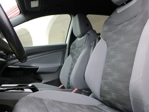 Used 2021 Volkswagen ID.4 Pro RWD image 6