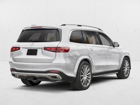 New 2026 Mercedes-Benz GLS 580 4MATIC image 2