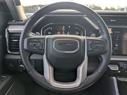 Used 2022 GMC Sierra 1500 Denali image 18