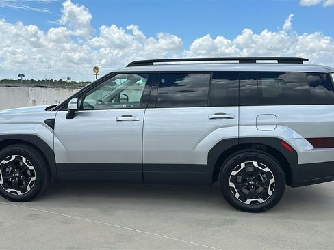 Used 2026 Hyundai Santa Fe SEL image 9