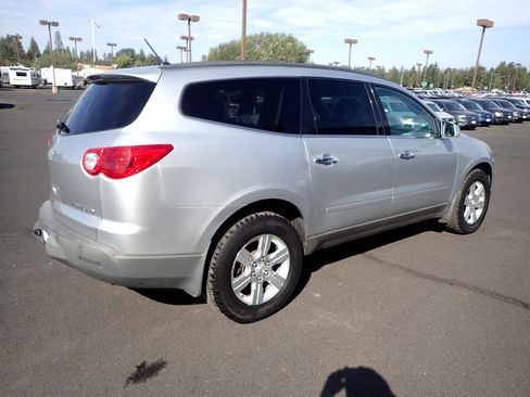 Used 2012 Chevrolet Traverse LT image 5