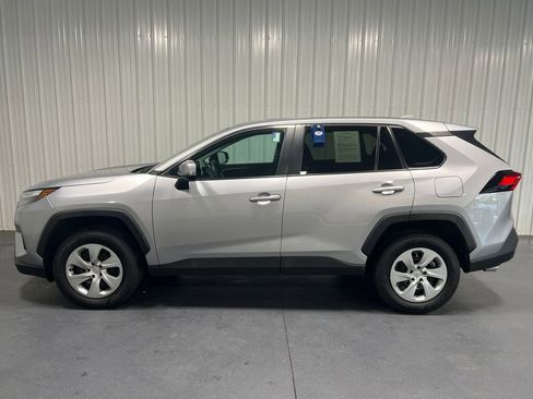 Used 2023 Toyota RAV4 LE image 19