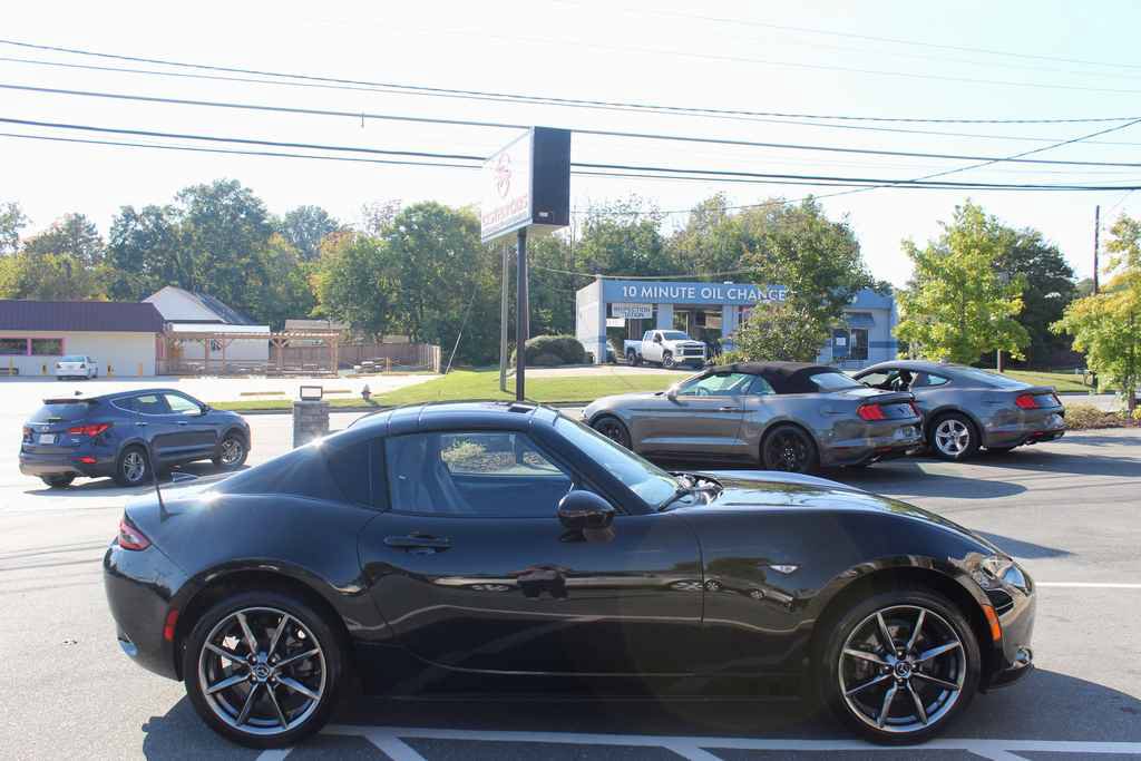 Used 2020 MAZDA MX-5 Miata RF Grand Touring RWD image 4