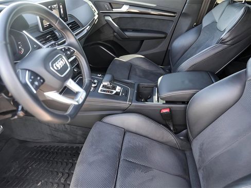 Used 2020 Audi SQ5 Premium Plus image 9