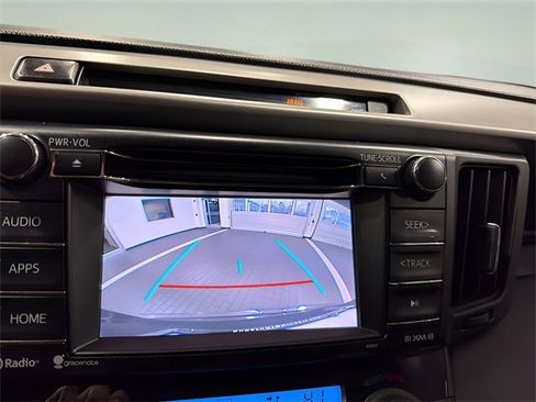 Used 2016 Toyota RAV4 XLE image 20