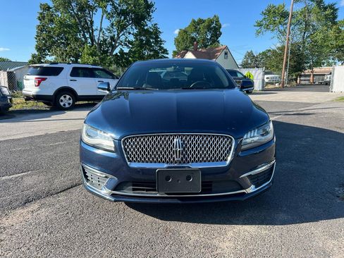 Used 2017 Lincoln MKZ Reserve FWD image 2