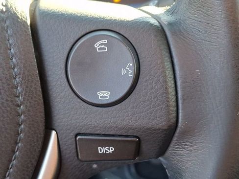 Used 2015 Toyota RAV4 Limited image 21