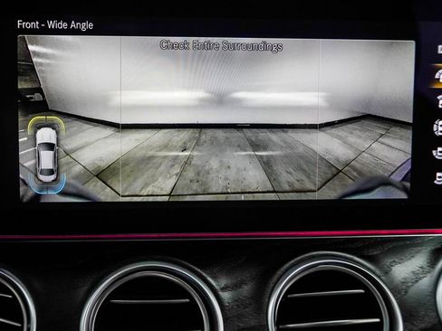 Used 2023 Mercedes-Benz E 350 Sedan image 33