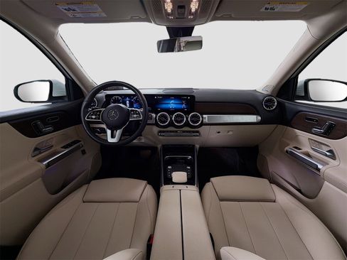 Used 2022 Mercedes-Benz GLB 250 GLB 250 image 9