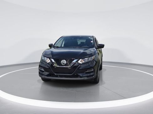 Used 2021 Nissan Rogue Sport S FWD image 3