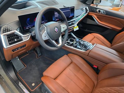 New 2026 BMW ALPINA XB7 AWD/4WD image 8