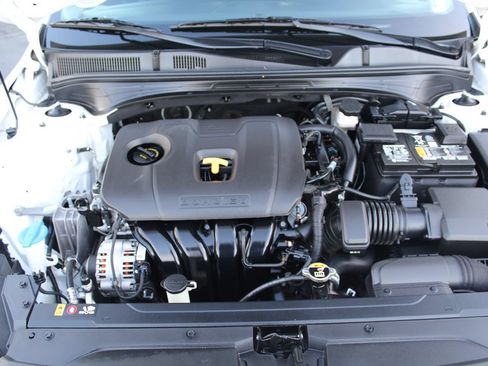 Used 2023 Kia Forte LXS FWD image 29