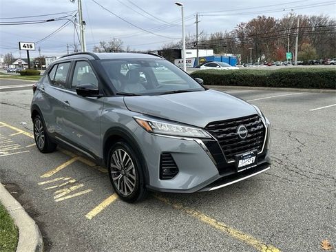 Certified 2023 Nissan Kicks SR w/ SR Premium Package image 2