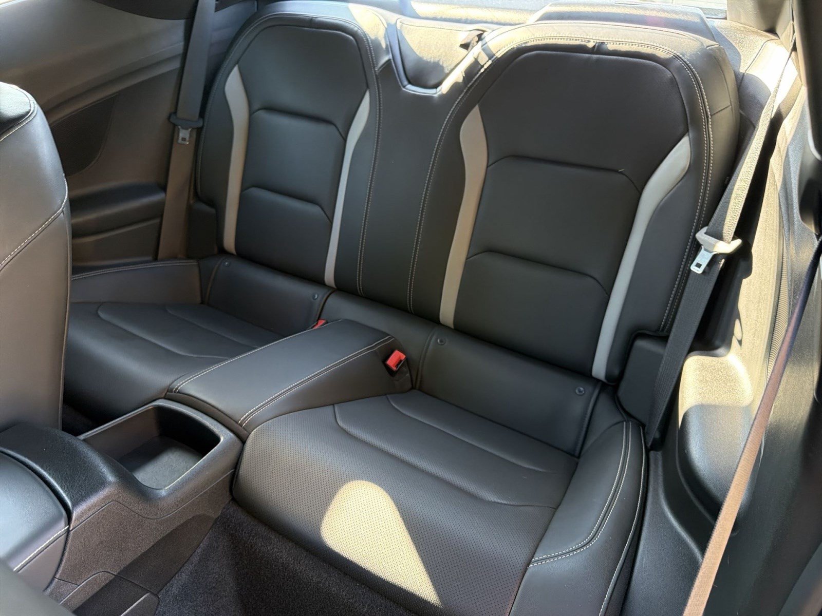 Used 2020 Chevrolet Camaro SS RWD image 22