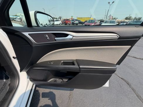 Used 2018 Ford Fusion S FWD image 14