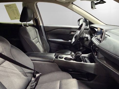 Used 2024 Nissan Rogue SV AWD/4WD image 11