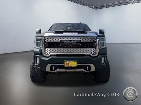 Used 2020 GMC Sierra 2500 Denali w/ Denali Ultimate Package image 2