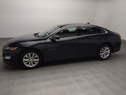 Used 2023 Chevrolet Malibu LT FWD image 2
