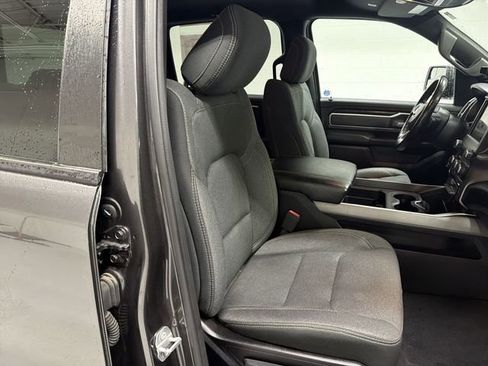 Used 2019 RAM 1500 Big Horn AWD/4WD image 17
