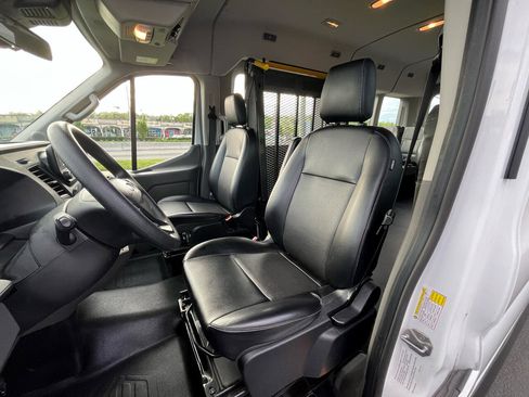 Used 2020 Ford Transit 350 XL image 17