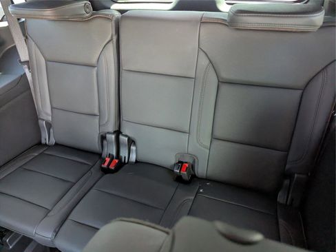 Used 2022 Chevrolet Tahoe High Country image 14