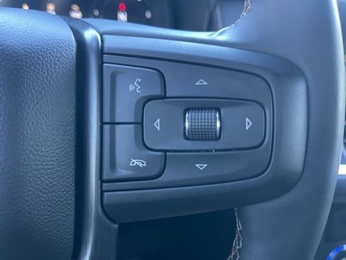 Used 2024 GMC Yukon AT4 w/ AT4 Premium Plus Package image 25