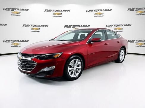 Used 2021 Chevrolet Malibu LT FWD image 3