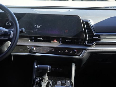 Used 2024 Kia Sportage EX image 24