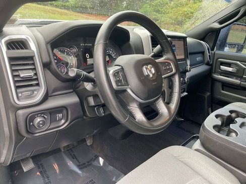 Used 2024 RAM 2500 Big Horn AWD/4WD image 24