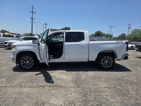 Used 2023 Chevrolet Silverado 1500 LT AWD/4WD image 8