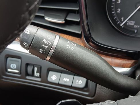 Used 2021 Cadillac XT5 Premium Luxury w/ Platinum Package image 15