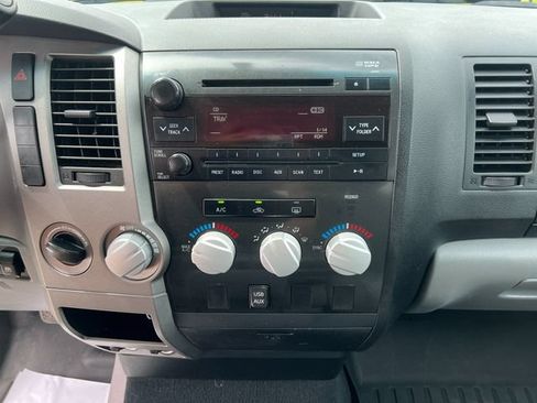 Used 2012 Toyota Tundra 4x4 CrewMax w/ Tow Pkg image 22