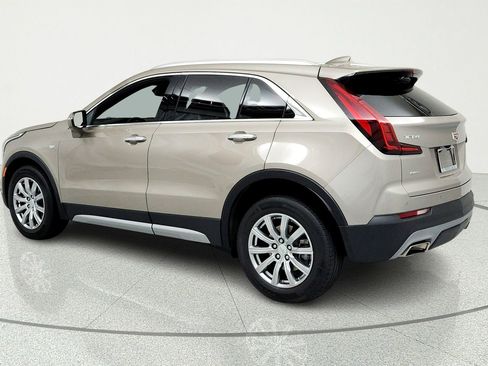 Used 2023 Cadillac XT4 Premium Luxury w/ Cold Weather Package AWD/4WD image 3