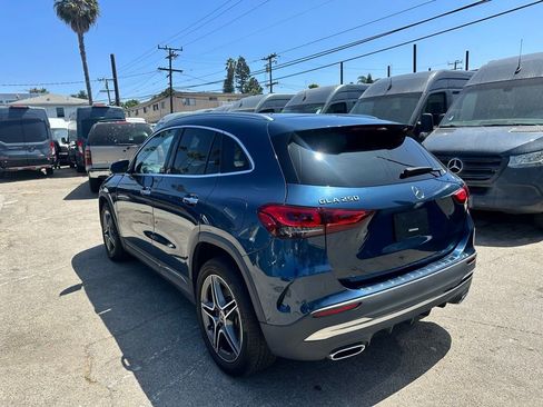 Used 2021 Mercedes-Benz GLA 250 4MATIC w/ AMG Line Exterior image 4