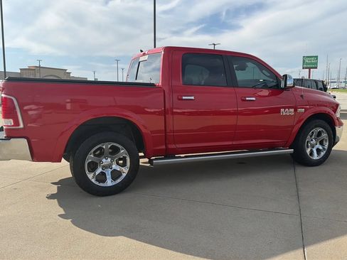 Used 2017 RAM 1500 Laramie AWD/4WD image 24