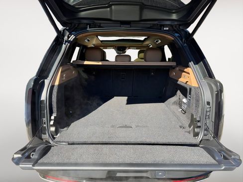 New 2026 Land Rover Range Rover SE AWD/4WD image 15